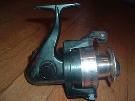 Ge150 Eagle Claw Gold Spinning Fishing Reel