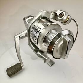 F-204 Fin-nor 200 Series Fishing Reel 3 Ball Bearing System Anti-reverse