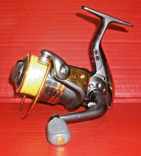 Gt5000s Goture Rugged Corrosion Resistant 5000s Graphite/aluminum Surf Spinning Reel