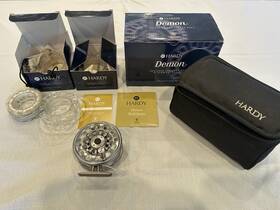 H00063 Hardy Demon 5000 Fly Reel Large Arbor Sealed Drag With 5 Cassettes And Case