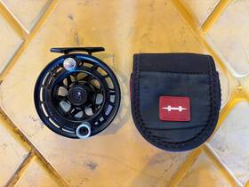 Ic5-blk-la-a Hatch Iconic 5 Black Large Arbor Fly Reel