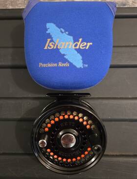 La3.8 Islander Reels With Cover Sinking Line And Backing- Small Scratches On Foot Cap