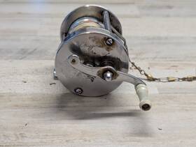 3104 J. C. Higgins Model 470 Fishing Reel Vintage Made In Usa