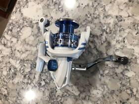 Kastking 690159270005 Superior Spinning Reel Centron Lite 5.2 1 9 Bb Smooth Fishing