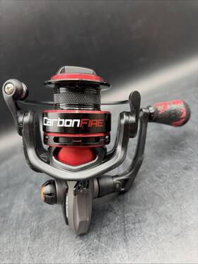 Cf200ac Lews Carbon Fire Spinning Reel - Model Gear Ratio 6.2 1 Size 300
