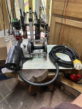 S-3000 Lindgren-pitman Electric Reel With Penn Senator 12/0