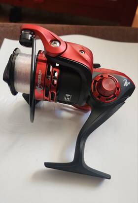 Mz-630 Matzuo Red Spinning Reel 5 2 1 1bb Size 30 Clean Budget Freshwater