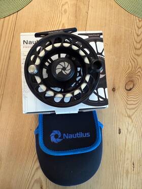 Cx268b Nautilus Ccf-x2 Reel - Blacked Out Size 6/8