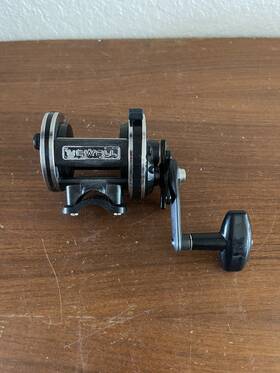 G229-f Newell 036282011656 Saltwater Fishing Reel Usa 11