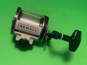 540-3.2 Newell Custom Inch No Letter Fishing Reel With White Supports And Base More