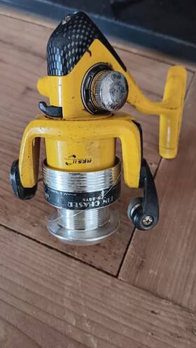 Fn-25yb Okuma Fin Chaser Spinning Fishing Reel - Yellow