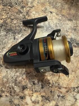 Penn 031324055032 Vint Graphite 550 Ssg Spinfisher - Missing Handle Part
