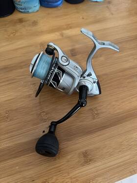 Penn 031324199958 Battle Iii Dx 4000 Spinning Reel - Sticky/non Functional Bail Trip A