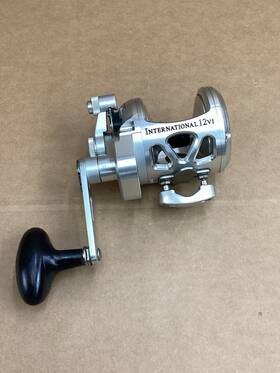 Penn 12vi International Silver Single Speed Reels