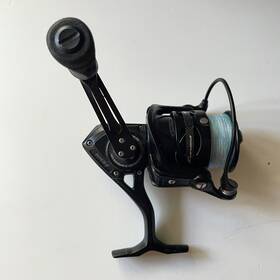 1481282 Penn Conflict Ii 4000 Fishing Reel Longcast Spinning Black Fully Funcional Salt