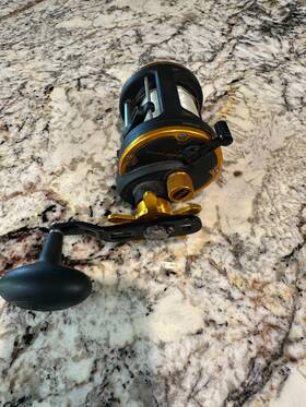 20lwh Penn Squall Fishing Reel