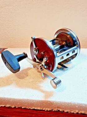 500sm Penn Reels. Jigmaster 500m. With Aluminum Spool. Pre-owned. Newell Lc Bearings