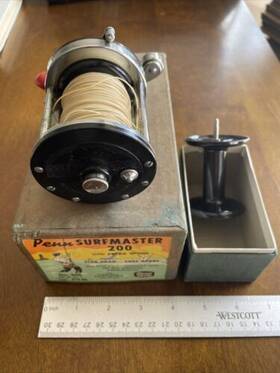 75676 Penn Vinrage Reel 200 Surfmaster With Extra Spool And Boxes Yard #9