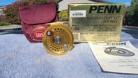 E950406 Penn International 1.5g Fly Reel Gold With Original Box Soft Case And Manual