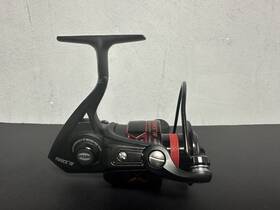 Frciv4000le Penn Fierce Iv 4000 Le Spinning Fishing Reel -