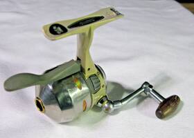 4410u Pfl Ger 441ou Pflueger Microspin U Reel 4bbs R/l 4.1 1 70yds/4lb Thumb Drag - Euc