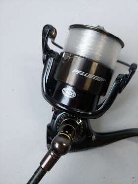 9240xt Pfl Ger 8030 Rare Pflueger Supreme Spinning Reel Super Smooth 10 Bearings