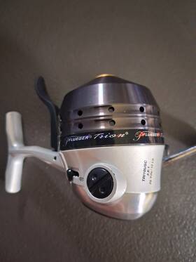 Pfl Ger Tri10usc Pflueger Trion Underspin 2 Bearing Aluminum Bait Clicker Reel