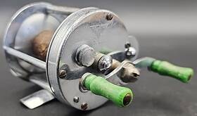 1894 Pflueger Vintage Akron No. Casting Fishing Reel Green Handles