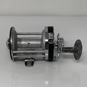 2188 Pflueger Fishing Reel Sea King Vintage