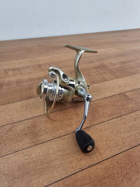 Dul20 Pinnacle Tiny Deadbolt Vintage Spinning Reel Fishing Reel. Tested