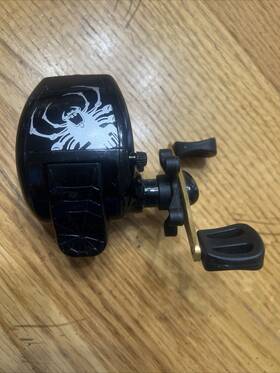 Sssc300 Pure Fishing Spider Stinger Model Closed Face Baitcaster