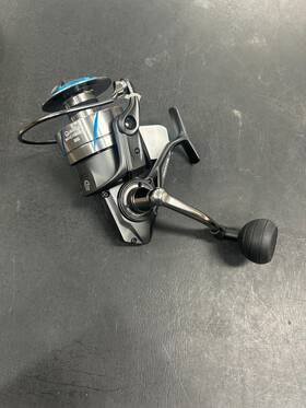 Bk8000 Quantum Benchmark Spinning Reel Ratio 4.7 1 8000 Size