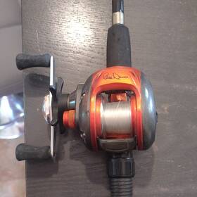 Quantum Br-2000 Signature Series Baitcast Reel 6.2 1 Rh Star Drag Orange