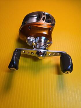 Ct1005pt Quantum Catalyst Pt 7 Bearings Acs System 6.3 Speed Baitcasting Reel