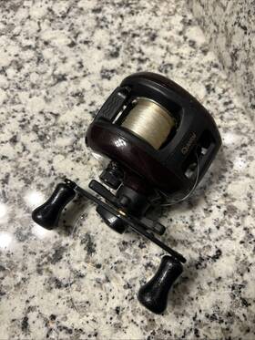 Hr200l Quantum Heat Baitcasting Reel Round Vg Condition