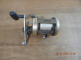 Ir430cx Quantum Iron Level Wind Baitcasting Reel Big Water Fishing Tackle Japan