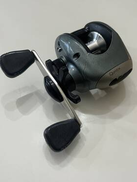 Pf200c Quantum Baitcaster Fishing Reel Brand