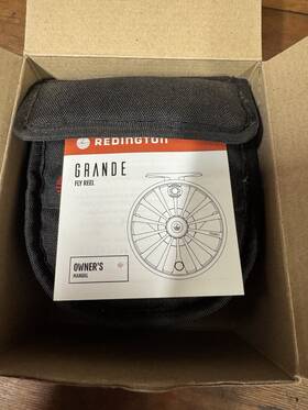 5-5509r78901 Redington Grande Fly Reel 7/8/9 Black In Excellent Condition Likely Used