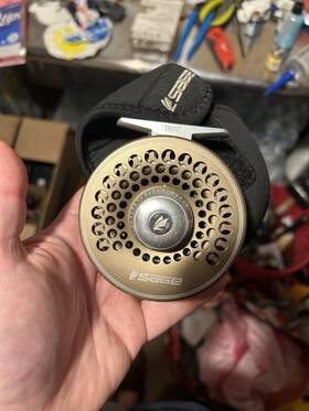 32-7300r67801 Sage Trout Series Reel 4/5/6 Bronze Includes Original Pouch