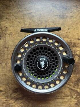 327300r45602 Sage Trout Fishing 4/5/6 Reel - Stealth Silver With Sa Infinity 5wt Fly Line