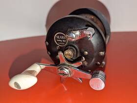 6-41232 Sears 41232 Model #6-41232 Fishing Reel Black Body White Handle Working Vintage