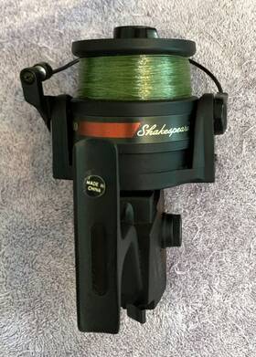 Shakespeare 022021559701 Combo 700 Fishing Reel