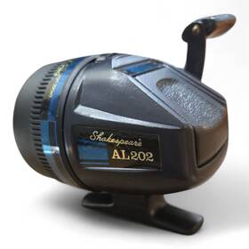 Al202 Shakespeare 043388204905 Vintage Pro-am No. Spin-cast Fishing Reel
