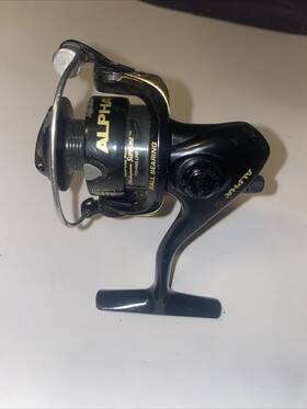 Alpha20 Shakespeare 1324281 Spinning Reel-brand New