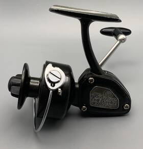 2200lh Shakespeare Vintage Left Handed Spin Fishing Reel In Black