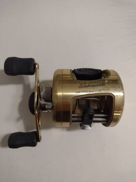 5600g Shakespeare Medalist Bc