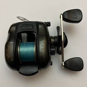 Ax510 Shakespeare Axiom 4 Bearing Bait Cast Reel 5.1 1 Good Condition
