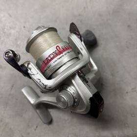 Ladyf30 Shakespeare Pink Lady Fish Spinning Reel Functions Smoothly 5.5 1 W Line
