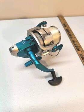 Surf-2sp50 Shakespeare Spinning Fishing Reel 5.1 1 17 Lb/195 Yds