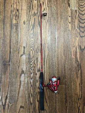 Xtr25f2 Shakespeare Spinning Fishing Reel Xterra Red Works And Bottom 1/2 Of Rod